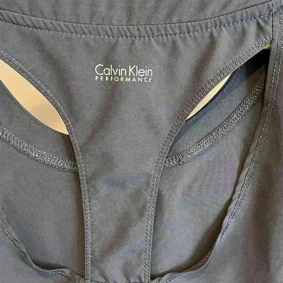 Calvin Klein Medium racerback Performance quick dry gray workout top - Picture 3 of 8